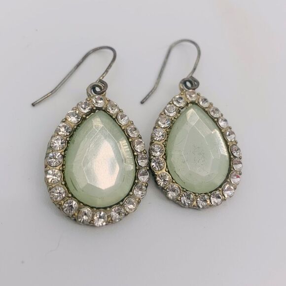 Vintage Elegant Green amethyst style Teardrop Earrings with Crystal Accents - Picture 1 of 4